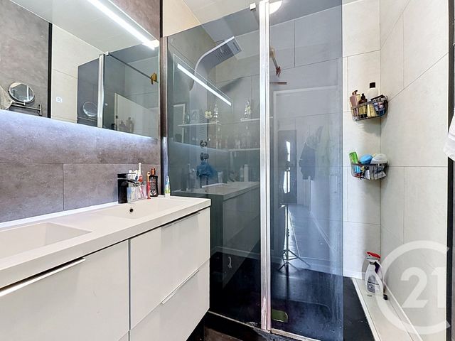 Appartement F3 à vendre - 3 pièces - 82.01 m2 - VAROIS ET CHAIGNOT - 21 - BOURGOGNE - Century 21 Martinot Immobilier