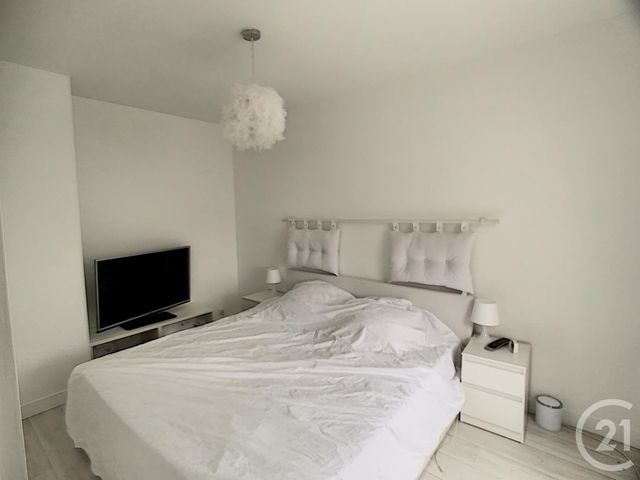 Afficher la photo en grand appartement à vendre - 4 pièces - 86.31 m2 - TALANT - 21 - BOURGOGNE - Century 21 Martinot Immobilier