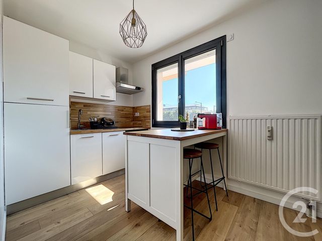 Afficher la photo en grand Appartement F2 à vendre - 2 pièces - 42.77 m2 - DIJON - 21 - BOURGOGNE - Century 21 Martinot Immobilier