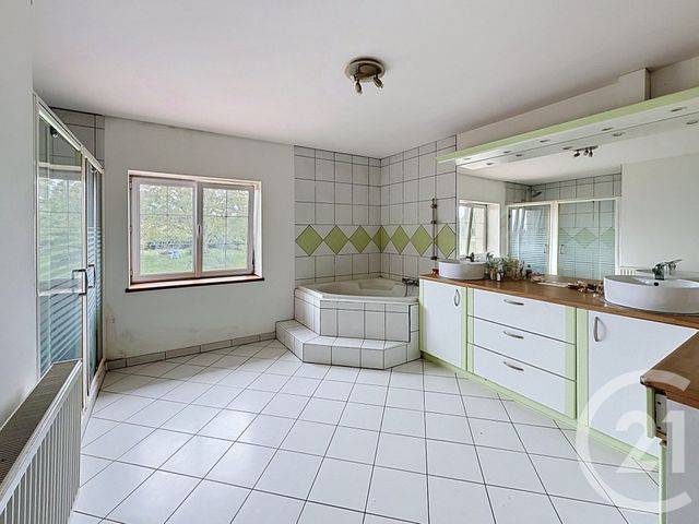 maison à vendre - 7 pièces - 224.05 m2 - MONTMANCON - 21 - BOURGOGNE - Century 21 Martinot Immobilier