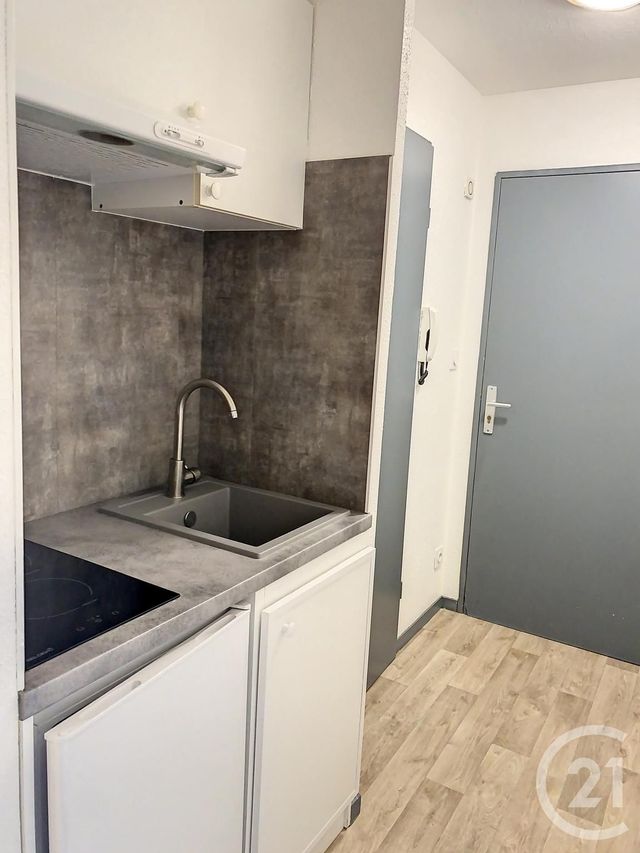 Studio à louer - 1 pièce - 17.88 m2 - DIJON - 21 - BOURGOGNE - Century 21 Martinot Immobilier