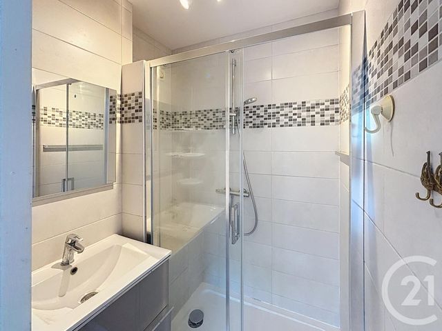 Appartement T2 à vendre - 2 pièces - 43.11 m2 - DIJON - 21 - BOURGOGNE - Century 21 Martinot Immobilier