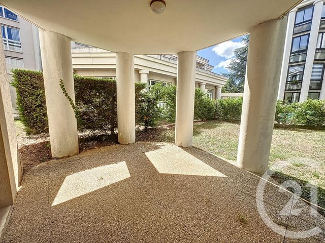 Appartement F1 à louer - 1 pièce - 27.35 m2 - DIJON - 21 - BOURGOGNE - Century 21 Martinot Immobilier