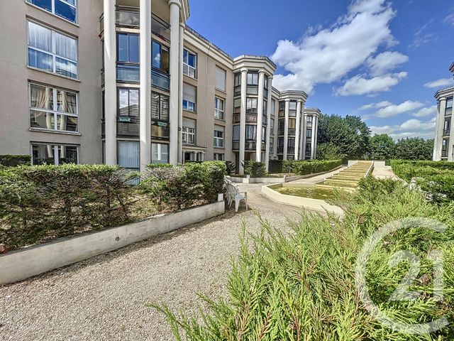 Appartement F1 à louer - 1 pièce - 27.35 m2 - DIJON - 21 - BOURGOGNE - Century 21 Martinot Immobilier