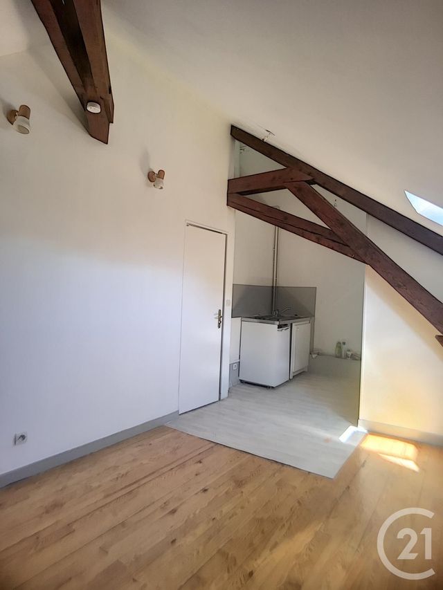 Appartement F1 à louer - 1 pièce - 13.0 m2 - DIJON - 21 - BOURGOGNE - Century 21 Martinot Immobilier