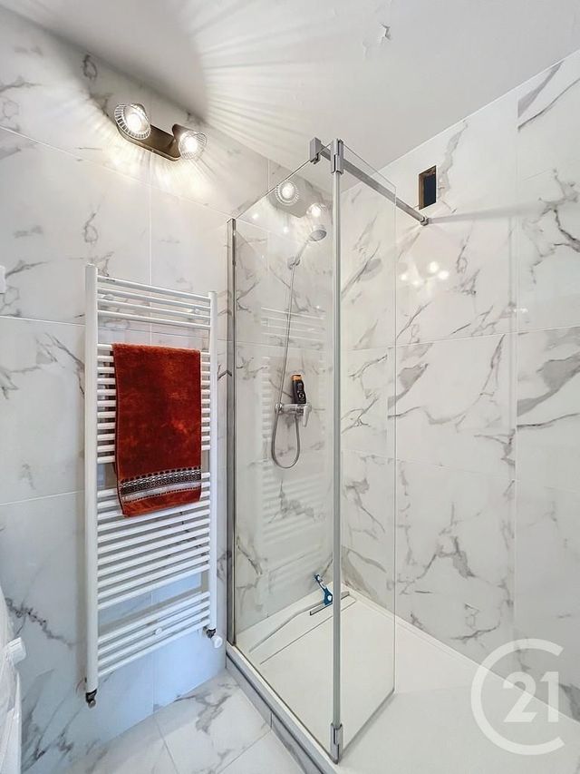 Appartement F3 à vendre - 3 pièces - 57.04 m2 - DIJON - 21 - BOURGOGNE - Century 21 Martinot Immobilier