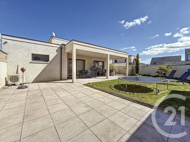 maison à vendre - 6 pièces - 141.0 m2 - PERRIGNY LES DIJON - 21 - BOURGOGNE - Century 21 Martinot Immobilier