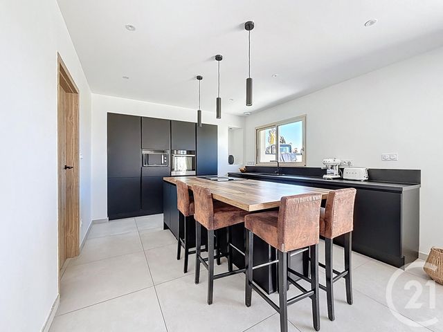 maison à vendre - 6 pièces - 131.0 m2 - OUGES - 21 - BOURGOGNE - Century 21 Martinot Immobilier