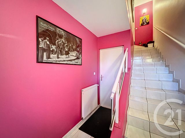 Appartement F4 à vendre - 4 pièces - 91.88 m2 - LONGVIC - 21 - BOURGOGNE - Century 21 Martinot Immobilier