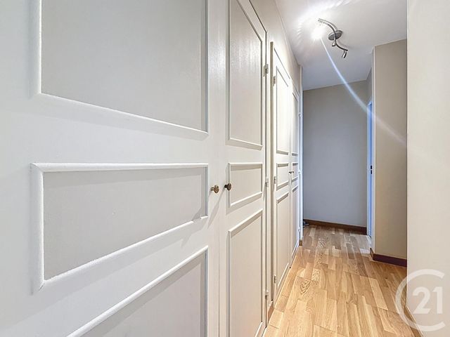 Appartement F4 à vendre - 4 pièces - 85.45 m2 - QUETIGNY - 21 - BOURGOGNE - Century 21 Martinot Immobilier