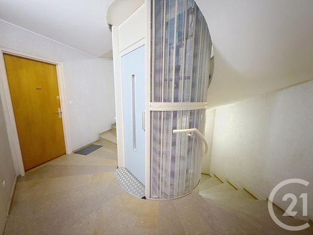 Appartement F4 à vendre - 4 pièces - 85.45 m2 - QUETIGNY - 21 - BOURGOGNE - Century 21 Martinot Immobilier