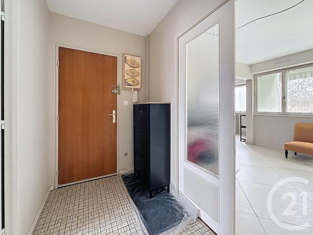 Appartement F4 à vendre - 4 pièces - 85.45 m2 - QUETIGNY - 21 - BOURGOGNE - Century 21 Martinot Immobilier