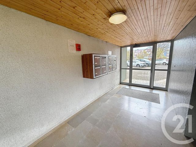 Appartement F4 à vendre - 4 pièces - 85.45 m2 - QUETIGNY - 21 - BOURGOGNE - Century 21 Martinot Immobilier
