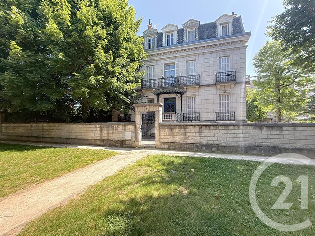 Appartement Duplex à louer - 2 pièces - 36.56 m2 - DIJON - 21 - BOURGOGNE - Century 21 Martinot Immobilier