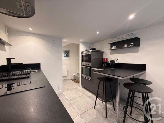 Appartement F1 à louer - 1 pièce - 18.0 m2 - DIJON - 21 - BOURGOGNE - Century 21 Martinot Immobilier