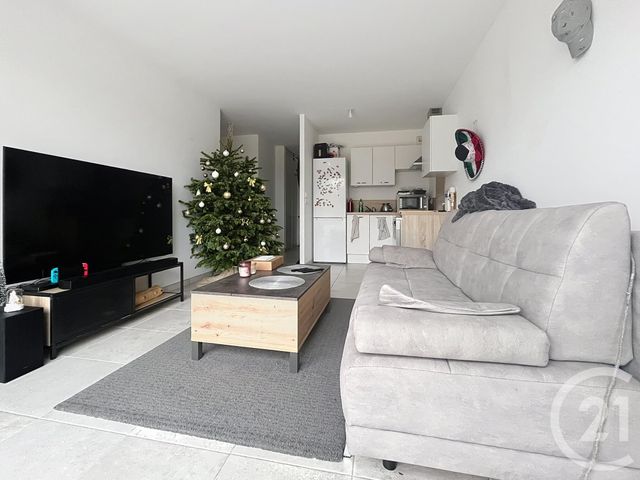 Appartement à louer - 2 pièces - 48.2 m2 - DIJON - 21 - BOURGOGNE - Century 21 Martinot Immobilier