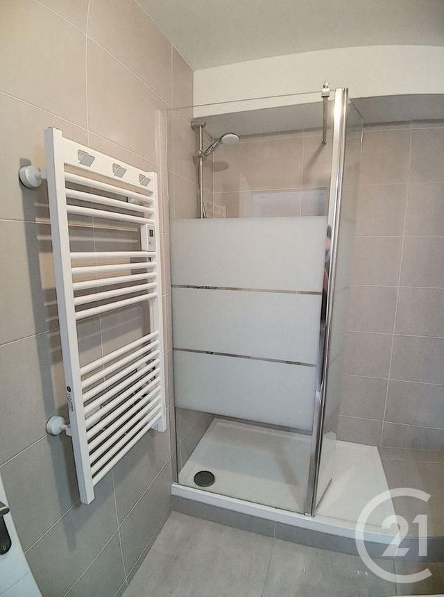 Appartement T1 à louer - 2 pièces - 31.35 m2 - DIJON - 21 - BOURGOGNE - Century 21 Martinot Immobilier