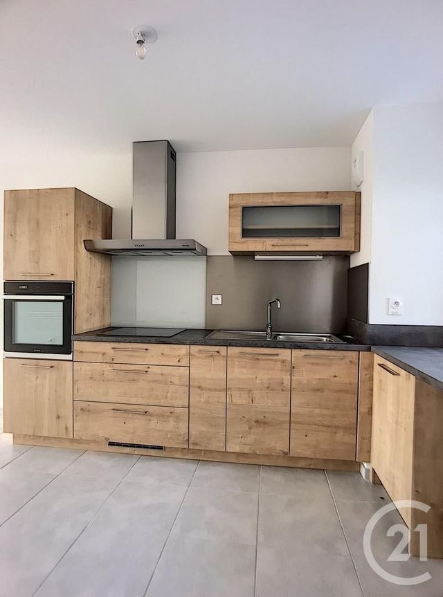 Appartement T3 à louer - 3 pièces - 61.7 m2 - DIJON - 21 - BOURGOGNE - Century 21 Martinot Immobilier