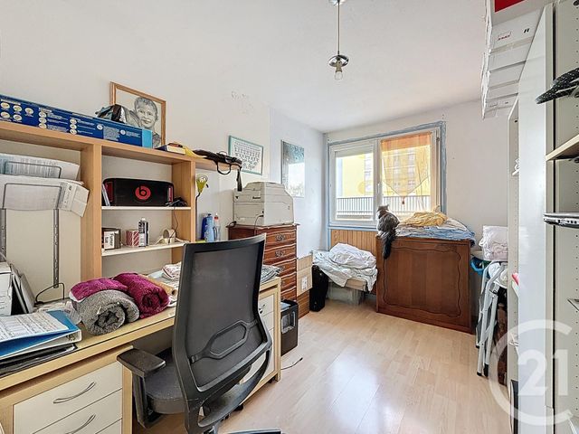 Appartement F4 à vendre - 4 pièces - 74.18 m2 - CHEVIGNY ST SAUVEUR - 21 - BOURGOGNE - Century 21 Martinot Immobilier