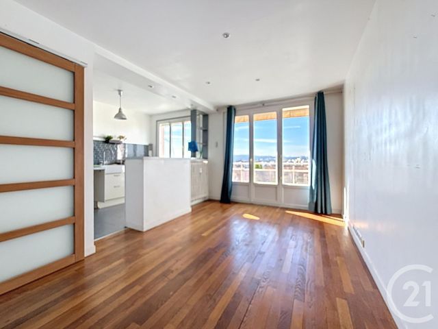Appartement F3 à vendre - 3 pièces - 52.29 m2 - DIJON - 21 - BOURGOGNE - Century 21 Martinot Immobilier