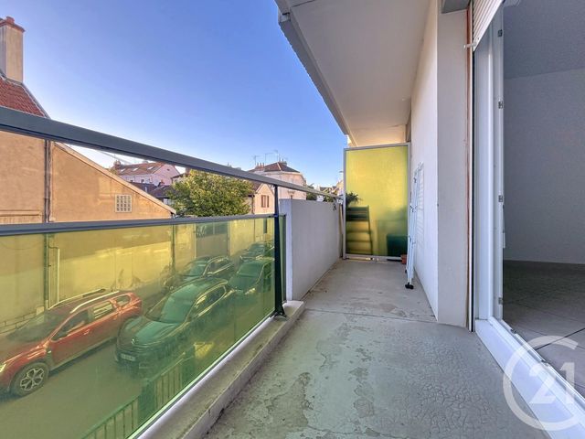 Appartement T3 à louer - 3 pièces - 65.0 m2 - DIJON - 21 - BOURGOGNE - Century 21 Martinot Immobilier