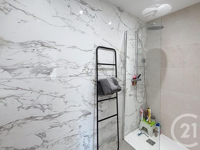 maison à vendre - 6 pièces - 141.0 m2 - NEUILLY LES DIJON - 21 - BOURGOGNE - Century 21 Martinot Immobilier