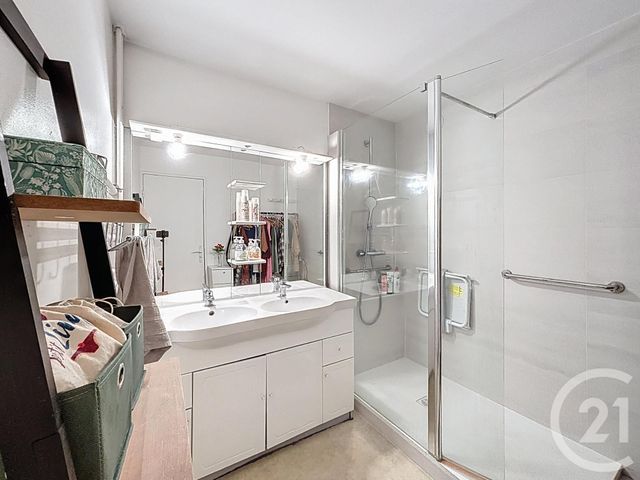 Appartement à vendre - 3 pièces - 80.0 m2 - DIJON - 21 - BOURGOGNE - Century 21 Martinot Immobilier