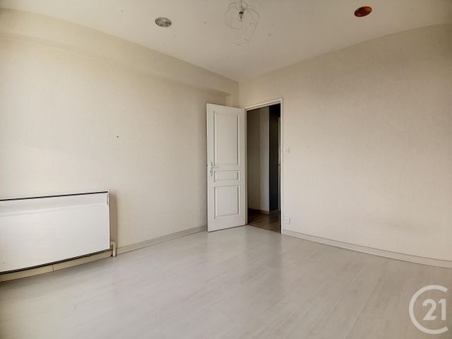 Appartement F3 à louer - 3 pièces - 73.4 m2 - DIJON - 21 - BOURGOGNE - Century 21 Martinot Immobilier