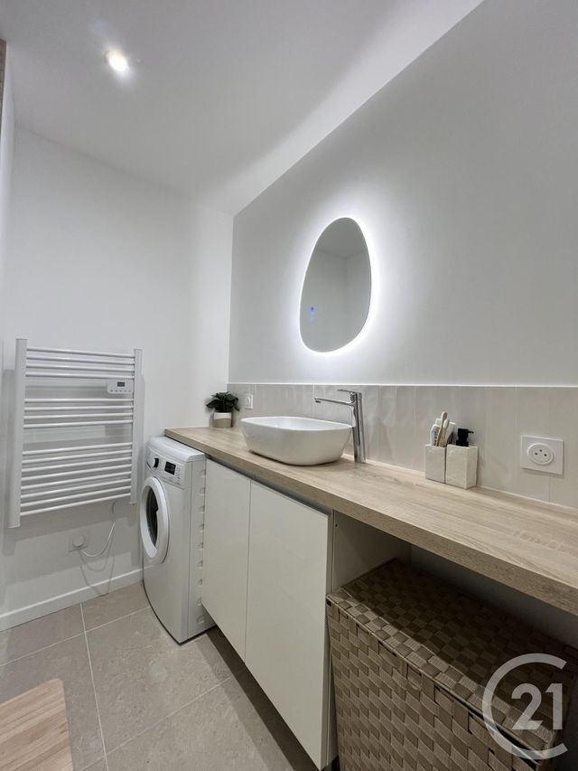 Appartement T3 à vendre - 4 pièces - 70.37 m2 - DIJON - 21 - BOURGOGNE - Century 21 Martinot Immobilier