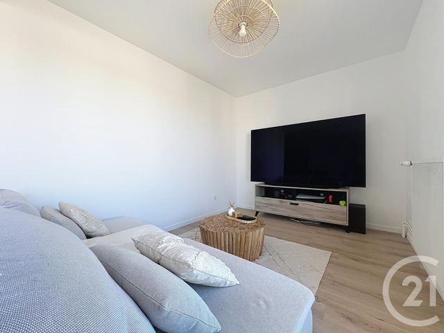 Appartement T3 à vendre - 4 pièces - 70.37 m2 - DIJON - 21 - BOURGOGNE - Century 21 Martinot Immobilier