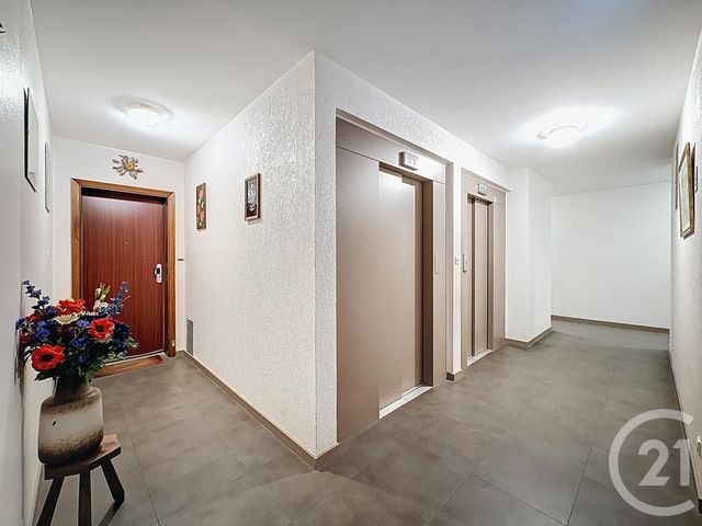 Appartement F4 à vendre - 4 pièces - 84.16 m2 - DIJON - 21 - BOURGOGNE - Century 21 Martinot Immobilier