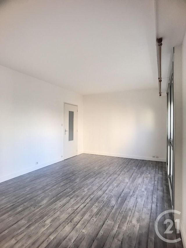 Appartement T2 à louer - 2 pièces - 52.5 m2 - DIJON - 21 - BOURGOGNE - Century 21 Martinot Immobilier