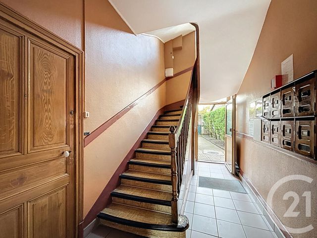 Appartement F2 à vendre - 2 pièces - 38.0 m2 - DIJON - 21 - BOURGOGNE - Century 21 Martinot Immobilier