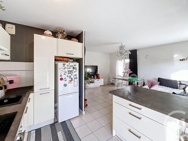 Appartement F2 à vendre - 2 pièces - 48.66 m2 - ST APOLLINAIRE - 21 - BOURGOGNE - Century 21 Martinot Immobilier