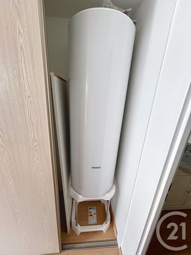 Appartement F2 à vendre - 2 pièces - 44.32 m2 - DIJON - 21 - BOURGOGNE - Century 21 Martinot Immobilier