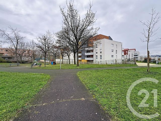 Appartement F6 à vendre - 5 pièces - 103.0 m2 - QUETIGNY - 21 - BOURGOGNE - Century 21 Martinot Immobilier