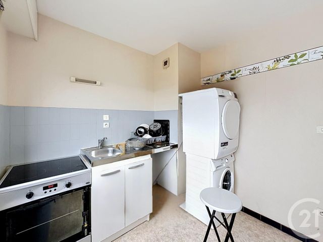 Appartement T1 à vendre - 1 pièce - 26.6 m2 - DIJON - 21 - BOURGOGNE - Century 21 Martinot Immobilier