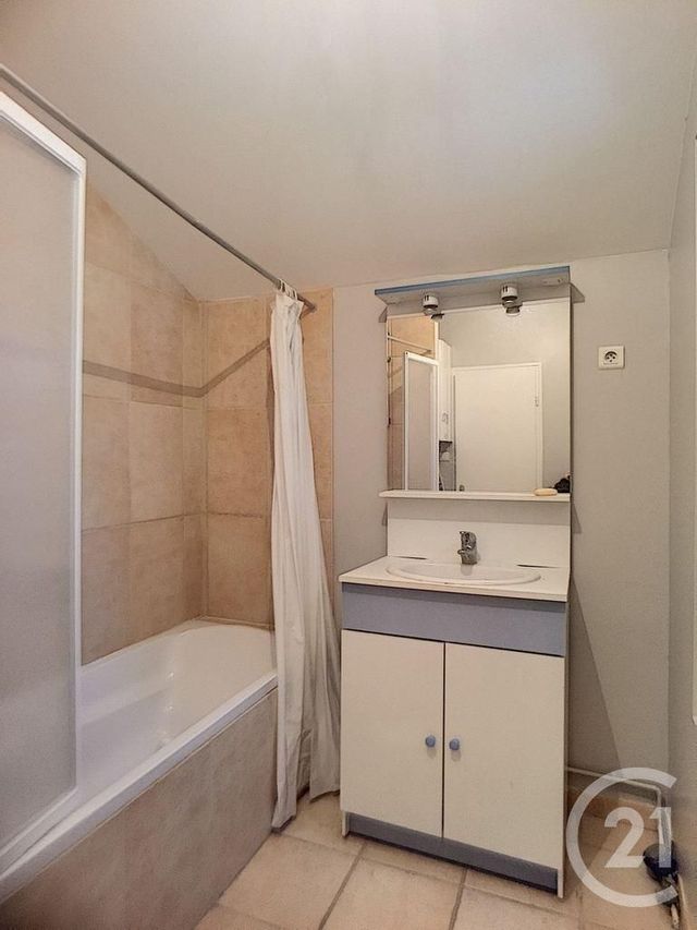 Appartement F2 à louer - 2 pièces - 33.67 m2 - DIJON - 21 - BOURGOGNE - Century 21 Martinot Immobilier