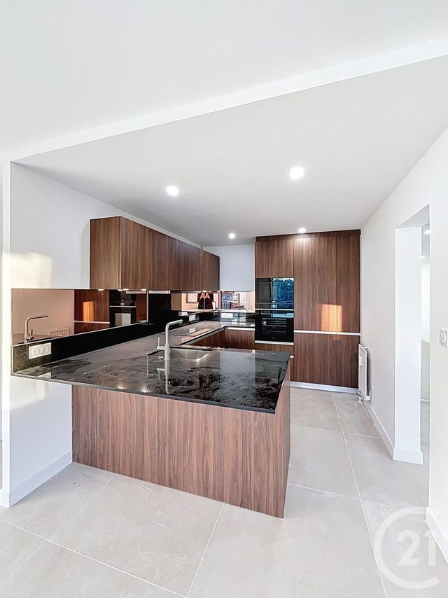 Appartement F6 à vendre - 6 pièces - 123.33 m2 - DIJON - 21 - BOURGOGNE - Century 21 Martinot Immobilier