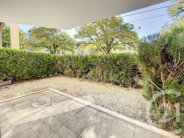 Appartement T2 à louer - 2 pièces - 51.0 m2 - DIJON - 21 - BOURGOGNE - Century 21 Martinot Immobilier