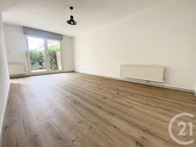 Appartement T2 à louer - 2 pièces - 51.0 m2 - DIJON - 21 - BOURGOGNE - Century 21 Martinot Immobilier