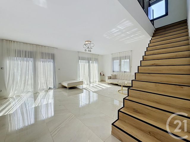 maison à vendre - 6 pièces - 143.87 m2 - PERRIGNY LES DIJON - 21 - BOURGOGNE - Century 21 Martinot Immobilier