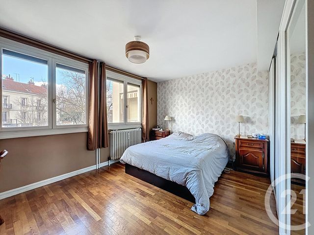 Appartement T4 à vendre - 4 pièces - 87.34 m2 - DIJON - 21 - BOURGOGNE - Century 21 Martinot Immobilier