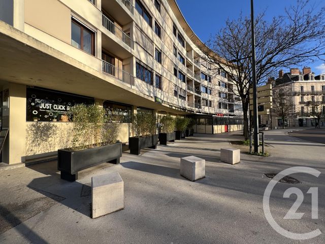 Appartement T4 à vendre - 4 pièces - 87.34 m2 - DIJON - 21 - BOURGOGNE - Century 21 Martinot Immobilier