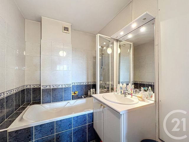 Appartement T4 à vendre - 4 pièces - 87.34 m2 - DIJON - 21 - BOURGOGNE - Century 21 Martinot Immobilier