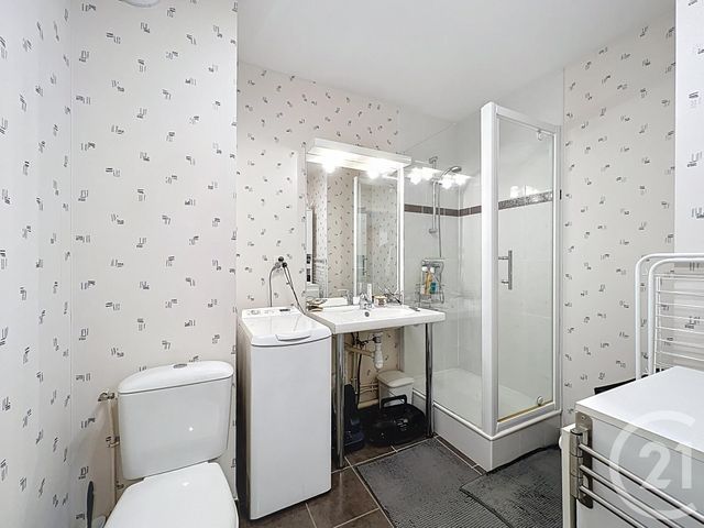 Appartement T2 à vendre - 2 pièces - 38.08 m2 - DIJON - 21 - BOURGOGNE - Century 21 Martinot Immobilier