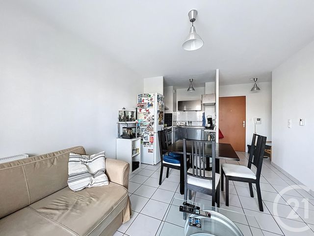 Appartement T2 à vendre - 2 pièces - 38.08 m2 - DIJON - 21 - BOURGOGNE - Century 21 Martinot Immobilier