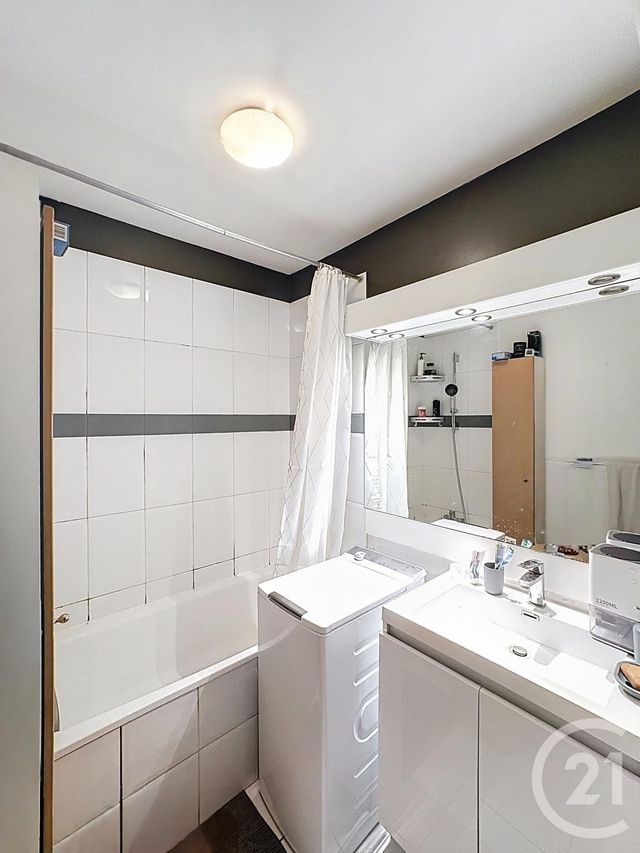 Appartement F3 à vendre - 3 pièces - 59.43 m2 - DIJON - 21 - BOURGOGNE - Century 21 Martinot Immobilier