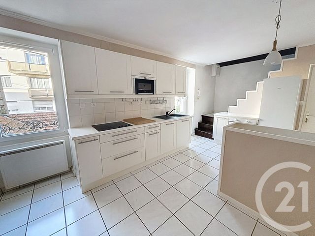 Appartement T3 à vendre - 3 pièces - 41.87 m2 - DIJON - 21 - BOURGOGNE - Century 21 Martinot Immobilier