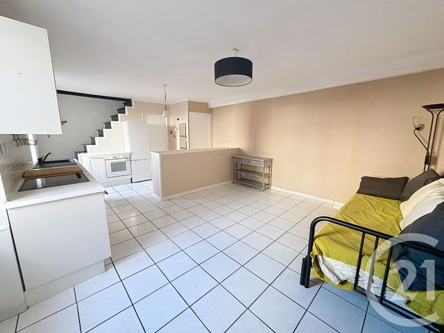 Appartement T3 à vendre - 3 pièces - 41.87 m2 - DIJON - 21 - BOURGOGNE - Century 21 Martinot Immobilier